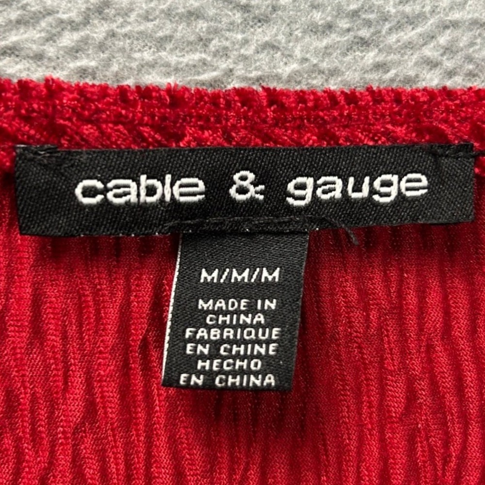Cable & Gauge Crinkle Knit Top Womens Medium Red Hi Low Long Sleeve Stretch Fit - Picture 3 of 7